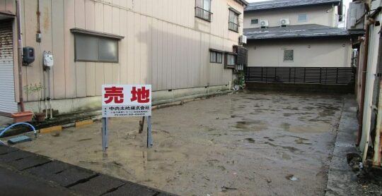 B8-241 - 外観