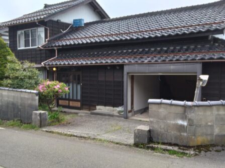 B8-249 - 外観