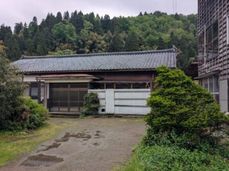 B8-252 - 外観