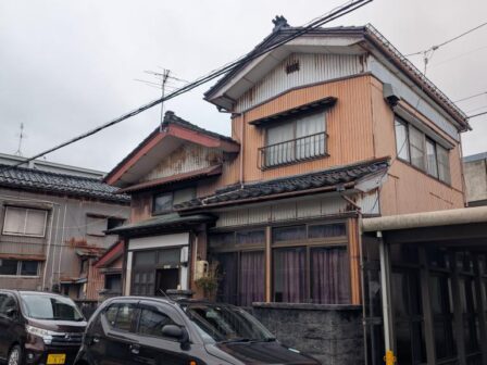 B8-254 - 外観