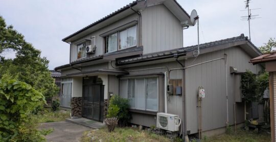 B8-372 - 外観