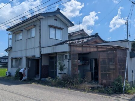 B8-376 - 外観