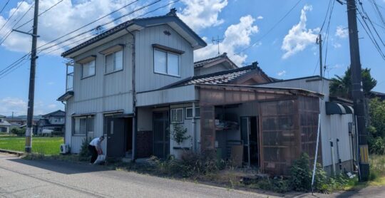 B8-376 - 外観