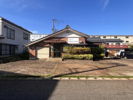B8-398 - 外観