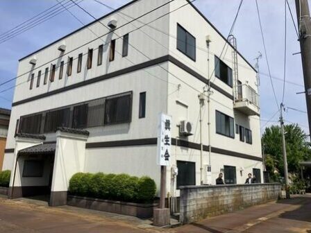 B8-399 - 外観