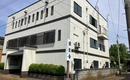 B8-399 - 外観